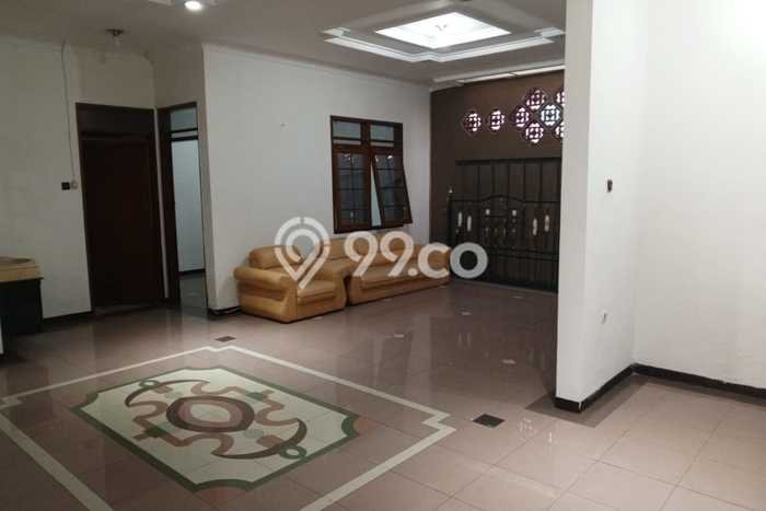 Lokasi strategis! Rumah siap pakai disewakan di Batununggal LB 190m2 Lokasi strategis! Rumah siap pakai disewakan di Batununggal LB 190m2