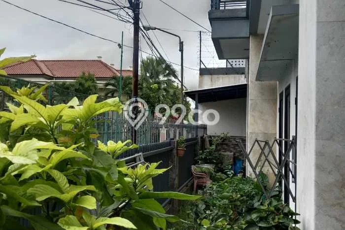For Sale! Luxury House LT 200m2 Desain Modern di BKR For Sale! Luxury House LT 200m2 Desain Modern di BKR