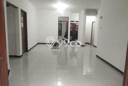 Rumah 2 KT 2 KM di Kawasan , Bandung Rumah 2 KT 2 KM di Kawasan , Bandung