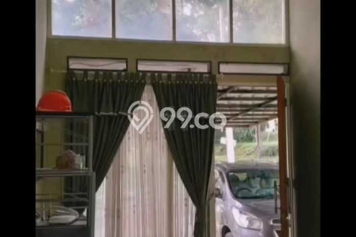 HOT DEAL! Vila Kawasan , Luas 200m2m², Area Prima HOT DEAL! Vila Kawasan , Luas 200m2m², Area Prima