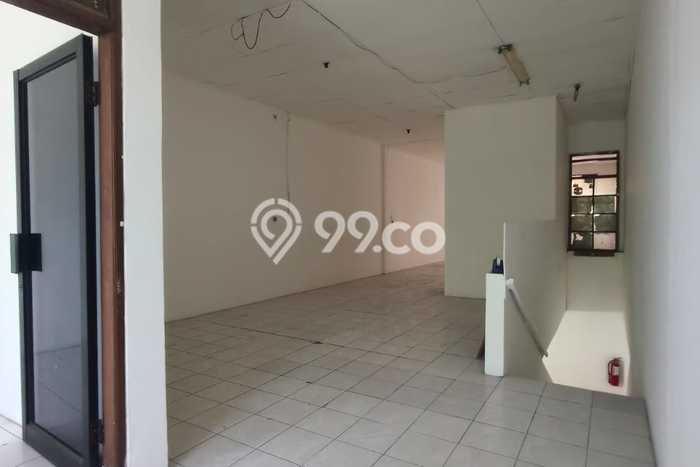 SEWA TERJANGKAU! Ruko di Taman Kopo Indah, Luas 120m², Area Komersial SEWA TERJANGKAU! Ruko di Taman Kopo Indah, Luas 120m², Area Komersial
