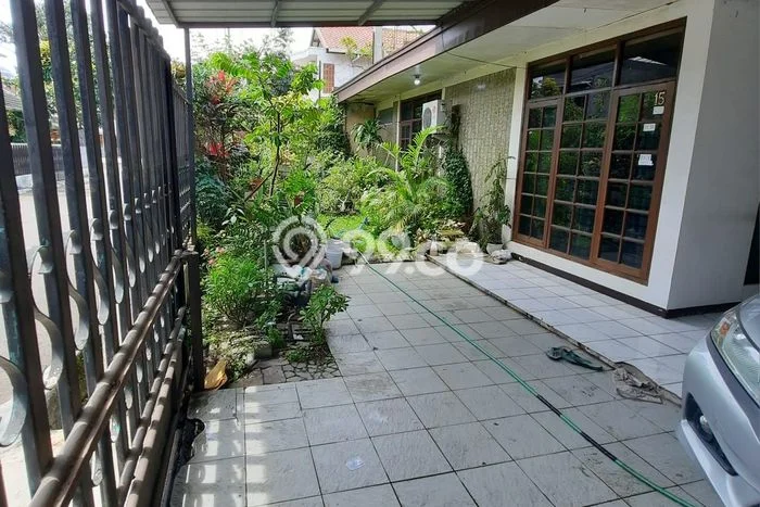 Rumah Minimalis 5 Kamar LT 180m2 di Kopo Rumah Minimalis 5 Kamar LT 180m2 di Kopo