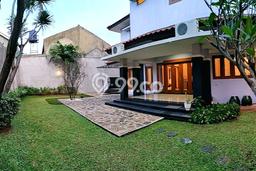 Rumah Luxury Modern Siap Huni di Lebak Bulus Jakarta Selatan Rumah Luxury Modern Siap Huni di Lebak Bulus Jakarta Selatan