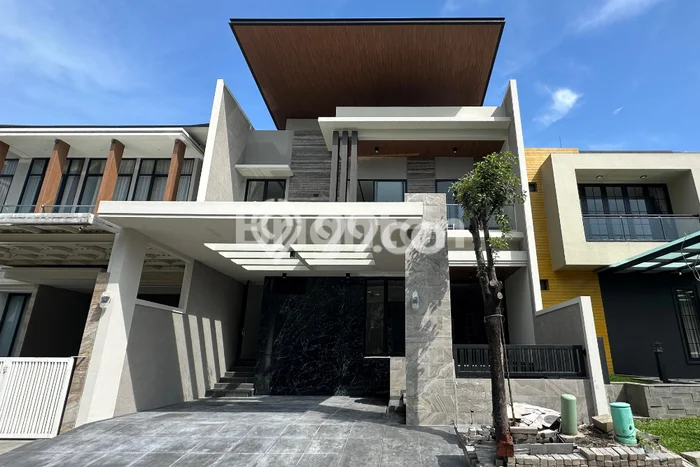 For Sale! Premium House LT 210m2 Desain Modern di Citraland For Sale! Premium House LT 210m2 Desain Modern di Citraland