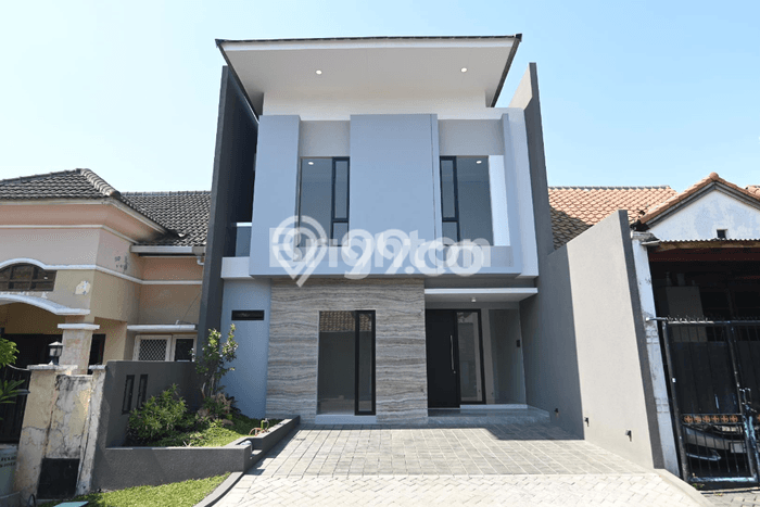 Jual Rumah Mewah Elegan Dengan View Cantik di Citraland, Surabaya Jual Rumah Mewah Elegan Dengan View Cantik di Citraland, Surabaya