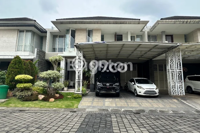 Rumah Elit LB 350m2 Siap Huni Desain Elegan di Wisata Bukit Mas, Surabaya Rumah Elit LB 350m2 Siap Huni Desain Elegan di Wisata Bukit Mas, Surabaya