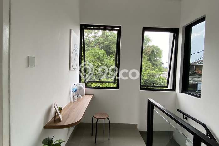 Rumah Modern Minimalis 3 Kamar Bisa Langsung Pindah di Serpong Rumah Modern Minimalis 3 Kamar Bisa Langsung Pindah di Serpong