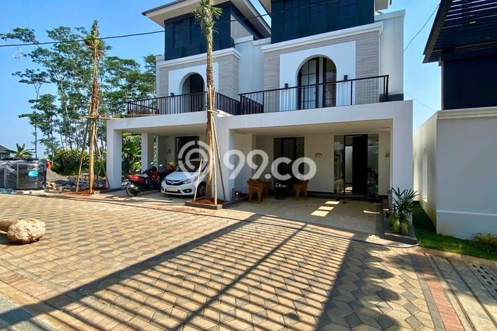 DIJUAL CEPAT! Rumah Nyaman area Banyumanik, Semarang, LT 70m2m² Bangunan 72m2m² Bisa Nego! DIJUAL CEPAT! Rumah Nyaman area Banyumanik, Semarang, LT 70m2m² Bangunan 72m2m² Bisa Nego!