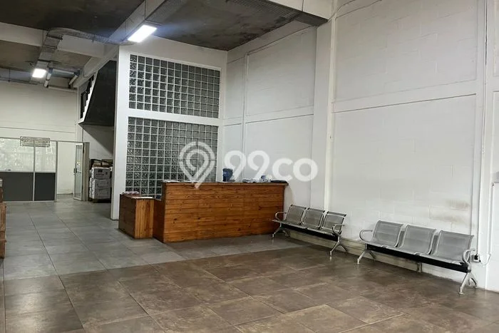 LOKASI TERBAIK! Komersial Kawasan Serpong, Luas 648m², Kawasan Strategis LOKASI TERBAIK! Komersial Kawasan Serpong, Luas 648m², Kawasan Strategis