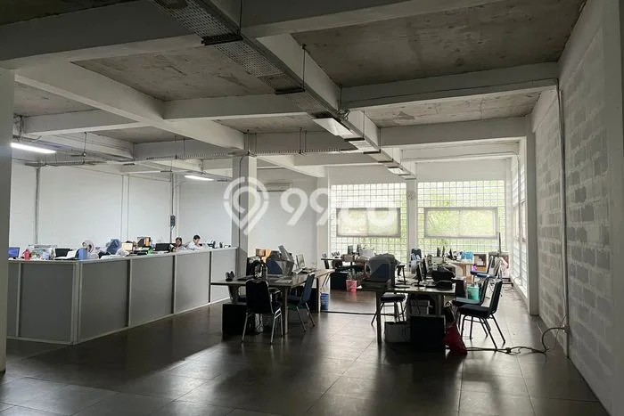 LOKASI TERBAIK! Komersial Kawasan Serpong, Luas 648m², Kawasan Strategis LOKASI TERBAIK! Komersial Kawasan Serpong, Luas 648m², Kawasan Strategis