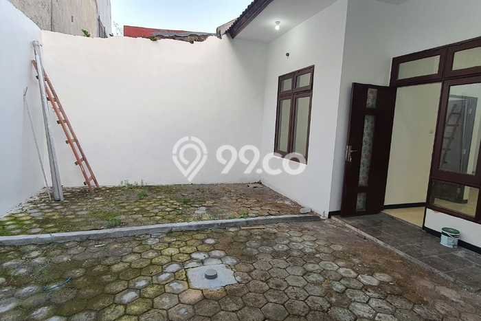 Jarang Ada! Rumah Kontrakan 3 Kamar Nyaman Siap Huni Pondok Tjandra Jarang Ada! Rumah Kontrakan 3 Kamar Nyaman Siap Huni Pondok Tjandra