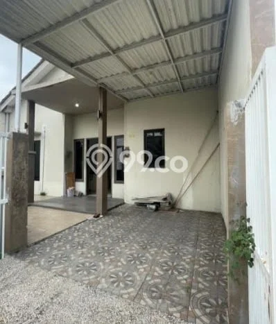 Rumah Disewakan Sidoarjo LT 120m2 LB 140m2 Area Pondok Tjandra Rumah Disewakan Sidoarjo LT 120m2 LB 140m2 Area Pondok Tjandra
