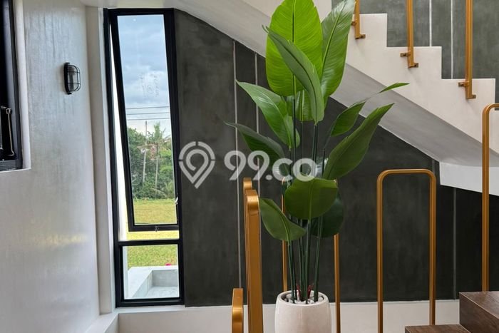 Vila Strategis Kawasan , Luas 250m2m², Akses ke berbagai fasilitas Vila Strategis Kawasan , Luas 250m2m², Akses ke berbagai fasilitas