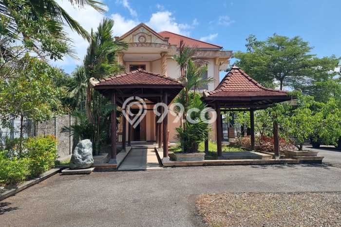 Rumah Mewah Bak Istana Dengan Tanah Terluas Tepi Jalan Purworejo Rumah Mewah Bak Istana Dengan Tanah Terluas Tepi Jalan Purworejo