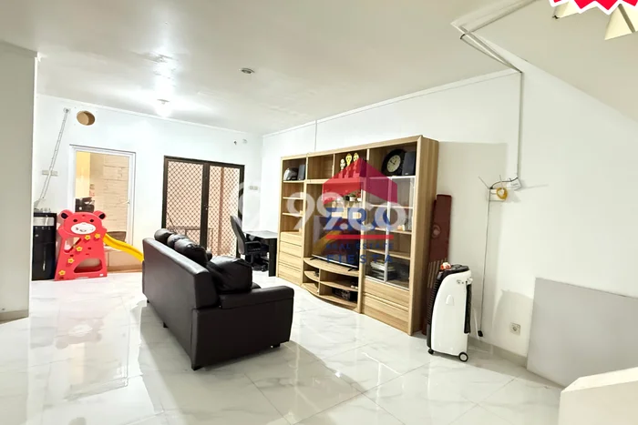 Rumah Strategis Modern Lb 120m2 di Modernland, Tangerang Rumah Strategis Modern Lb 120m2 di Modernland, Tangerang