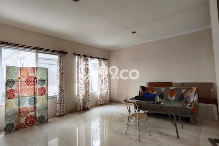 Untuk Dijual! Ruko di Gading Serpong Tangerang LT 300m2 / LB 650m2 Kawasan Strategis Untuk Dijual! Ruko di Gading Serpong Tangerang LT 300m2 / LB 650m2 Kawasan Strategis