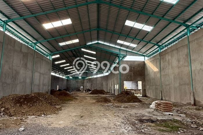 Gudang untuk Disewa di Pusat Jakarta Barat Luas Bangunan 1400m2 Gudang untuk Disewa di Pusat Jakarta Barat Luas Bangunan 1400m2
