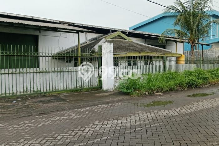 Gudang Dijual di Prime Area Surabaya Luas 1059m2 Gudang Dijual di Prime Area Surabaya Luas 1059m2