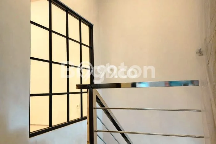 Jual Rumah Bagus Siap Huni LB 90m2 di Waru, Sidoarjo Jual Rumah Bagus Siap Huni LB 90m2 di Waru, Sidoarjo