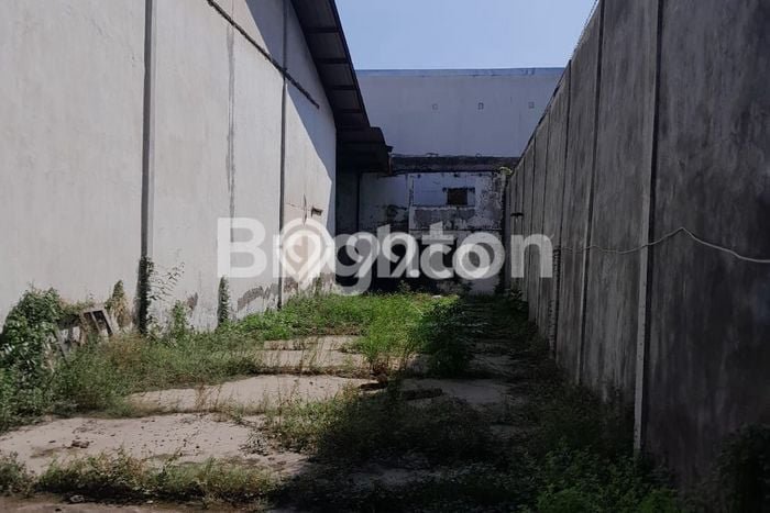 Gudang Dijual di Prime Area Surabaya Luas 1059m2 Gudang Dijual di Prime Area Surabaya Luas 1059m2