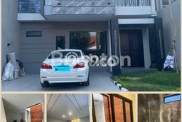 Siap Huni Rumah Mewah 3 Kamar di Gayungan Dekat ke Mana Saja Siap Huni Rumah Mewah 3 Kamar di Gayungan Dekat ke Mana Saja