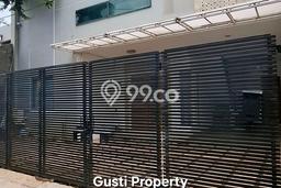 Hunian Mewah LB 300m2 Siap Pakai Desain Elegan di Cipete, Jakarta Selatan Hunian Mewah LB 300m2 Siap Pakai Desain Elegan di Cipete, Jakarta Selatan