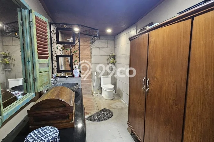 Ready to Use! Luxury House LT 200m2 Desain Elegan di Renon Ready to Use! Luxury House LT 200m2 Desain Elegan di Renon