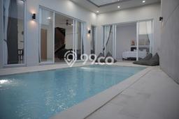 Ready to Use! Luxury House LT 200m2 Desain Modern di Canggu Ready to Use! Luxury House LT 200m2 Desain Modern di Canggu