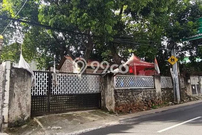 Dijual Rumah Premium dengan Fasilitas Sekitar Lengkap di Jagakarsa, Jakarta Selatan Dijual Rumah Premium dengan Fasilitas Sekitar Lengkap di Jagakarsa, Jakarta Selatan