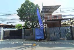 Jual Rumah Mewah Elegan Dengan View Eksklusif di Bintaro, Jakarta Selatan Jual Rumah Mewah Elegan Dengan View Eksklusif di Bintaro, Jakarta Selatan