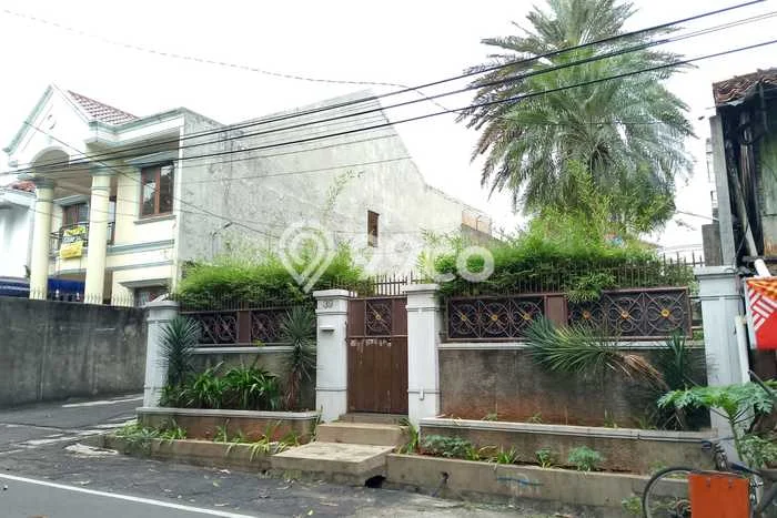 Rumah Mewah LB 600m2 Siap Huni Desain Elegan di Kemanggisan, Jakarta Barat Rumah Mewah LB 600m2 Siap Huni Desain Elegan di Kemanggisan, Jakarta Barat