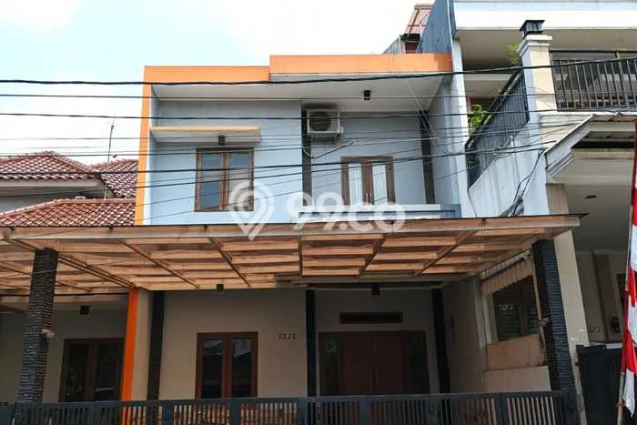 Jual Rumah Strategis Bagus Punya 4 KT di Pondok Aren Tangerang Selatan SHM Jual Rumah Strategis Bagus Punya 4 KT di Pondok Aren Tangerang Selatan SHM