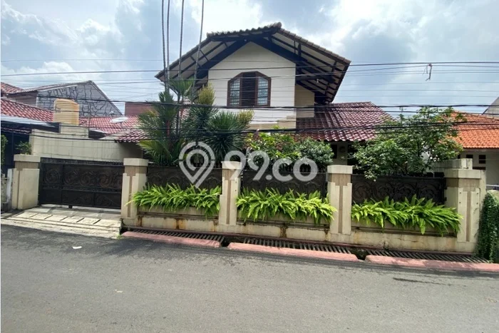 Rumah Minimalis 6 Kamar LT 331m2 di Pejaten Timur Rumah Minimalis 6 Kamar LT 331m2 di Pejaten Timur