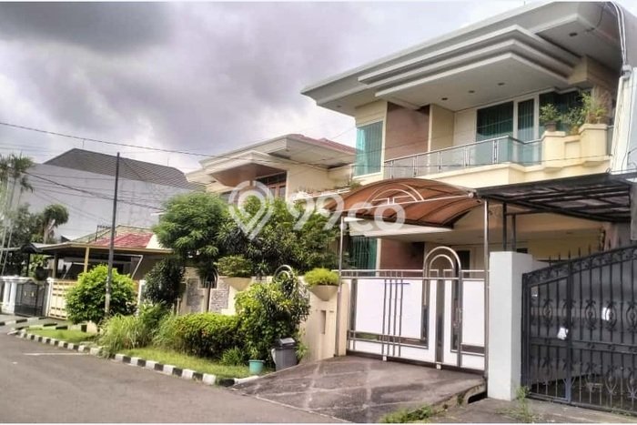 Rumah Eksklusif Dijual LT 324m2 di Kembangan, Jakarta Barat Rumah Eksklusif Dijual LT 324m2 di Kembangan, Jakarta Barat