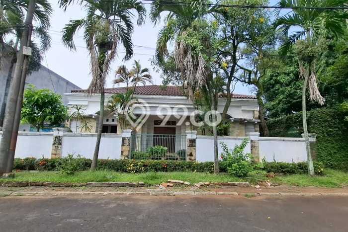Rumah Elit Modern Tanpa Renovasi di BSD Anggrek Loka Tangerang Rumah Elit Modern Tanpa Renovasi di BSD Anggrek Loka Tangerang