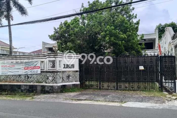Siap Huni Hunian Elit 7 Kamar di Jagakarsa Dekat ke Mana Pun Siap Huni Hunian Elit 7 Kamar di Jagakarsa Dekat ke Mana Pun