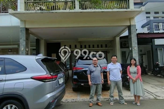 Siap Huni Rumah Mewah 4 Kamar di Larangan Dekat ke Mana Pun Siap Huni Rumah Mewah 4 Kamar di Larangan Dekat ke Mana Pun