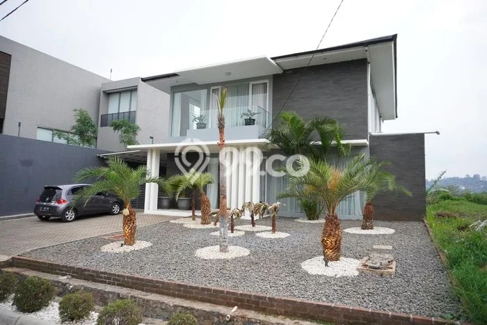 Disewakan segera rumah minimalis lokasi strategis 3 Kamar di Coblong, Bandung Disewakan segera rumah minimalis lokasi strategis 3 Kamar di Coblong, Bandung