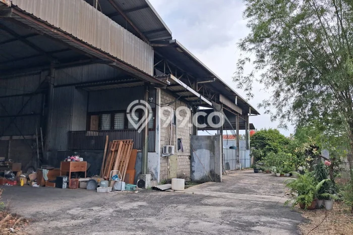 Gudang Dijual di Cipondoh Tangerang dengan Luas Bangunan 414m2 Gudang Dijual di Cipondoh Tangerang dengan Luas Bangunan 414m2