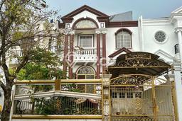 Jual Rumah Mewah Elegan Dengan View Cantik di Pantai Indah Kapuk, Jakarta Utara Jual Rumah Mewah Elegan Dengan View Cantik di Pantai Indah Kapuk, Jakarta Utara