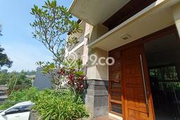 Jual Rumah Mewah Elegan Dengan View Eksklusif di Resor Dago Pakar, Bandung Jual Rumah Mewah Elegan Dengan View Eksklusif di Resor Dago Pakar, Bandung