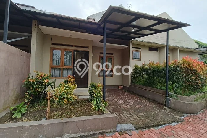 Rumah Luas Asri 2 KT Siap Pakai di Sariwangi Bandung Rumah Luas Asri 2 KT Siap Pakai di Sariwangi Bandung