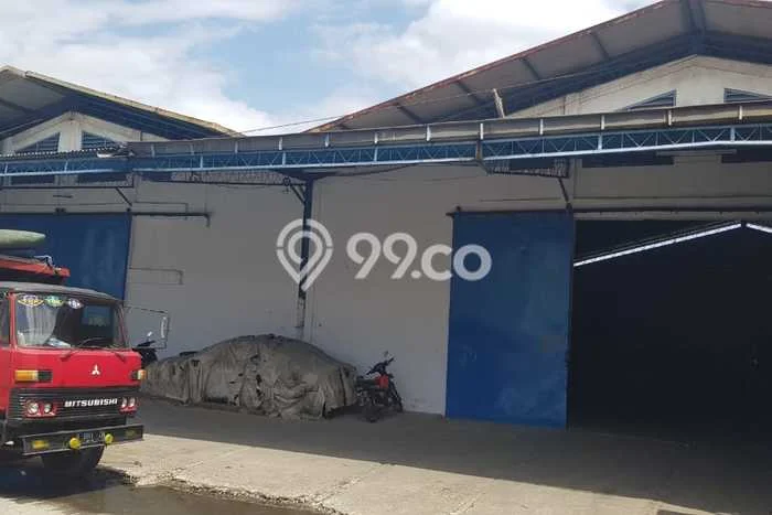 Gudang untuk Disewa di Pusat Jakarta Barat Luas Bangunan 360m2 Gudang untuk Disewa di Pusat Jakarta Barat Luas Bangunan 360m2