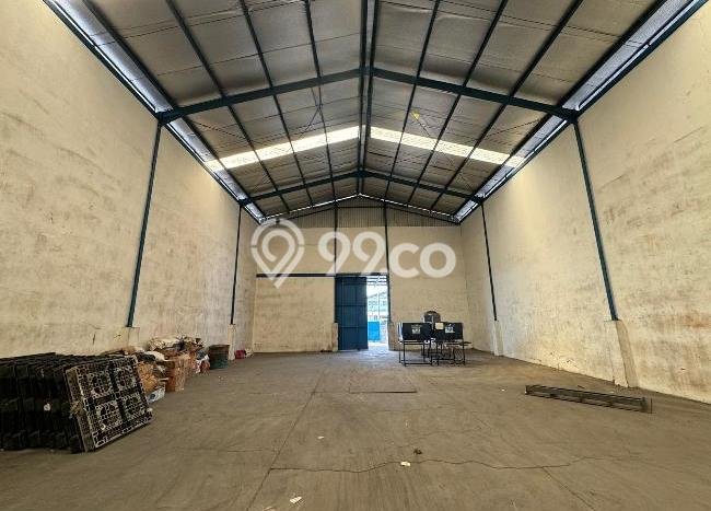 Untuk Dijual! Gudang di Kamal Jakarta Utara LT 1610m2 / LB 864m2 Kawasan Strategis Untuk Dijual! Gudang di Kamal Jakarta Utara LT 1610m2 / LB 864m2 Kawasan Strategis