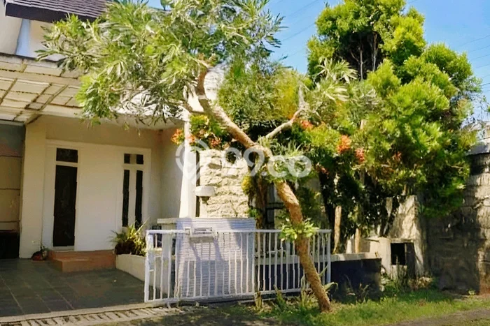 Rumah Strategis Modern Lb 120m2 di Tembalang, Semarang Rumah Strategis Modern Lb 120m2 di Tembalang, Semarang
