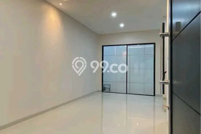 Jual Rumah Bagus Siap Huni LB 96m2 di Semarang Timur, Semarang Jual Rumah Bagus Siap Huni LB 96m2 di Semarang Timur, Semarang