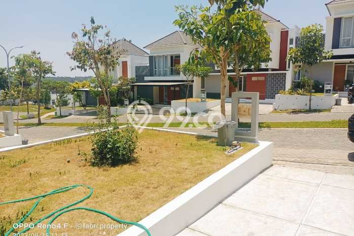 BEST PRICE! Rumah Berkualitas di BSB City, LT 150m² Bangunan 90m² BEST PRICE! Rumah Berkualitas di BSB City, LT 150m² Bangunan 90m²