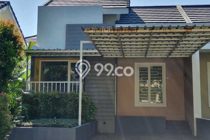 Rumah Nyaman dengan Luas Tanah 120m² dan Luas Bangunan 50m² di Kawasan BSB City, Semarang Rumah Nyaman dengan Luas Tanah 120m² dan Luas Bangunan 50m² di Kawasan BSB City, Semarang