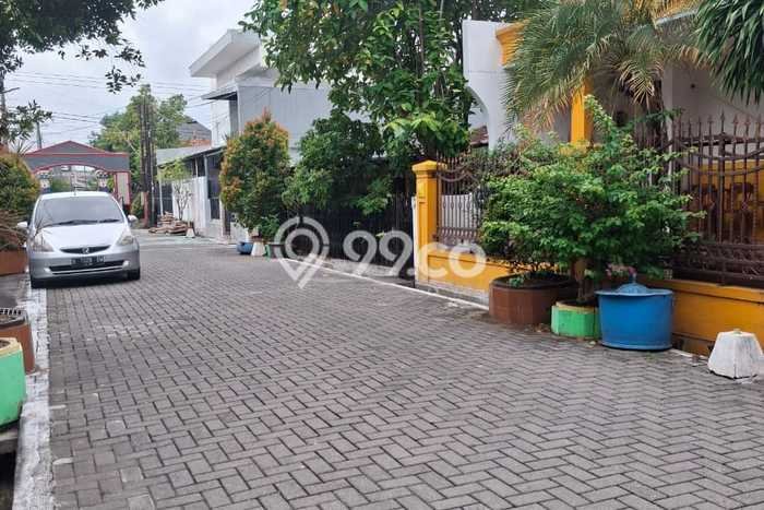 Kesempatan Investasi 4 Kamar Tidur dan 3 Kamar Mandi di Semarang Barat, Dekat Pusat Kota, Semarang Kesempatan Investasi 4 Kamar Tidur dan 3 Kamar Mandi di Semarang Barat, Dekat Pusat Kota, Semarang