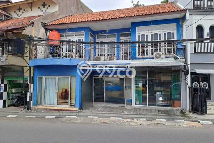 Lokasi Strategis! Dijual Ruko Bisnis di Gajah Mungkur, Semarang Kondisi Baik Lokasi Strategis! Dijual Ruko Bisnis di Gajah Mungkur, Semarang Kondisi Baik